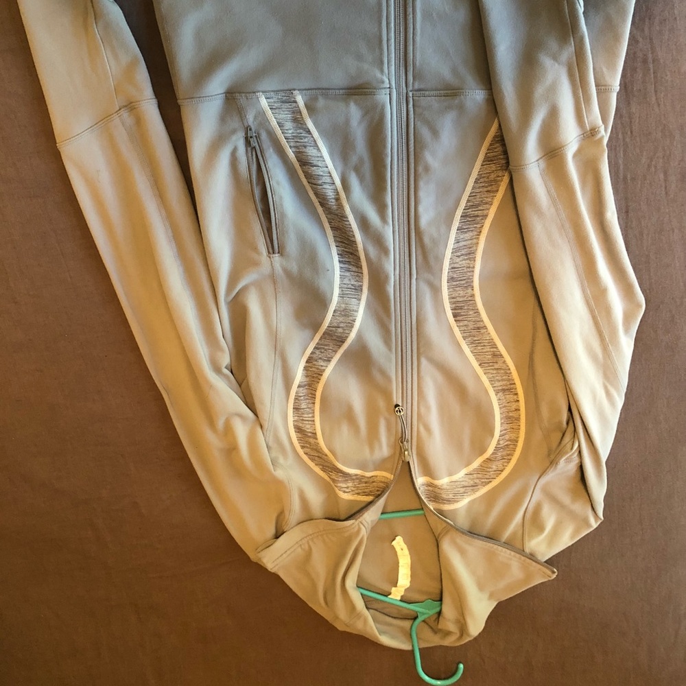 lululemon zip up jacket